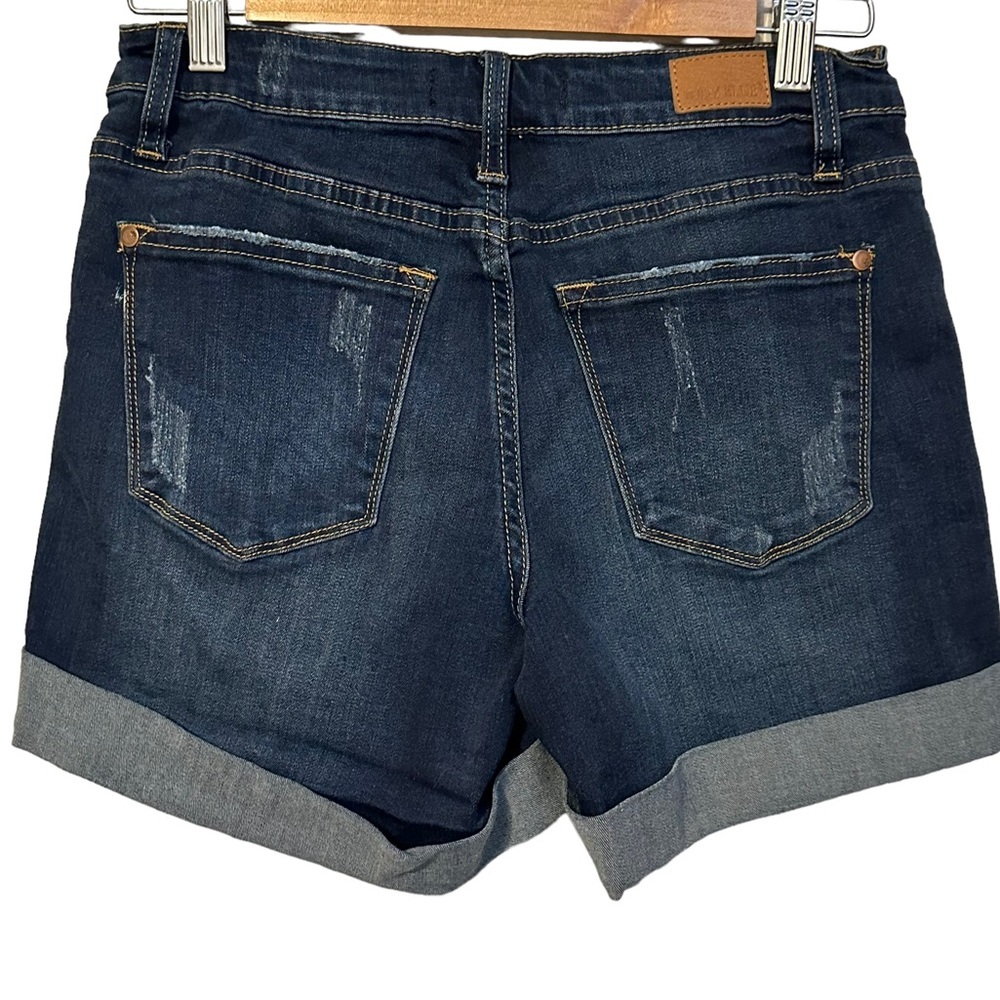 Judy Blue Distressed Denim Cuffed Hem Shorts JB1552 Size Medium Boho Festival - Picture 5 of 11